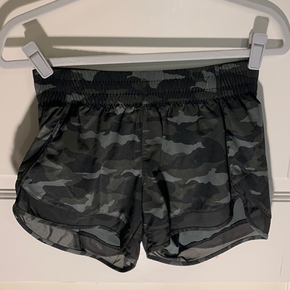 Camo Xs Athleta Shorts
